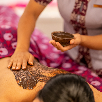 Bajawa Body Scrub 90 Min - AYANA Komodo Waecicu Beach